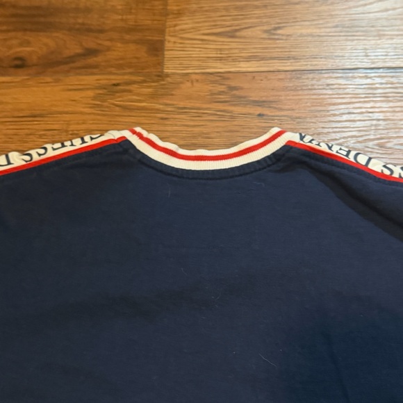 GUESS Y2K Men's Navy T-Shirt with Red striped logo Accents Small - Picture 9 of 10